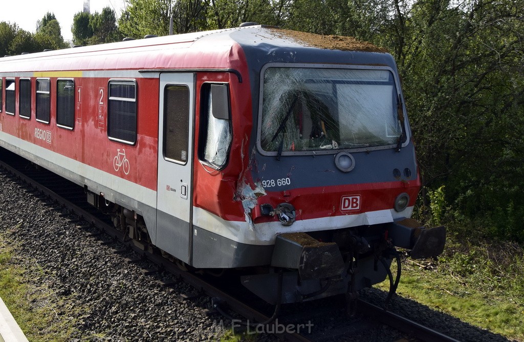 Schwerer VU LKW Zug Bergheim Kenten Koelnerstr P128.JPG - Miklos Laubert